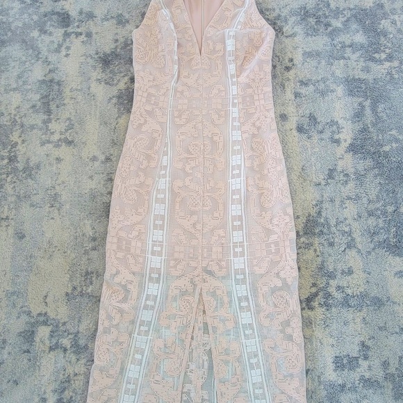 Anne Fernandes Dress. - Picture 8 of 8